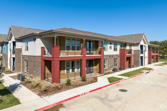Windsor Apartments - Windsor Apartments