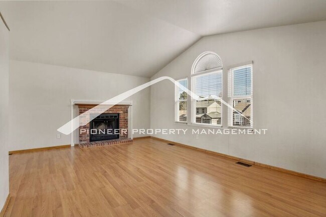 Photo - 6590 Montarbor Dr