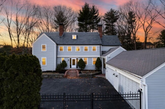 Building Photo - Luxury Single Family in Newton - Free Rent Through September