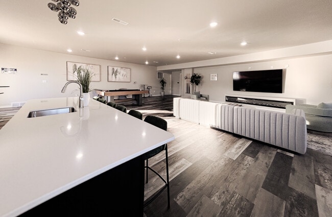 Duck Creek Landing Apartments