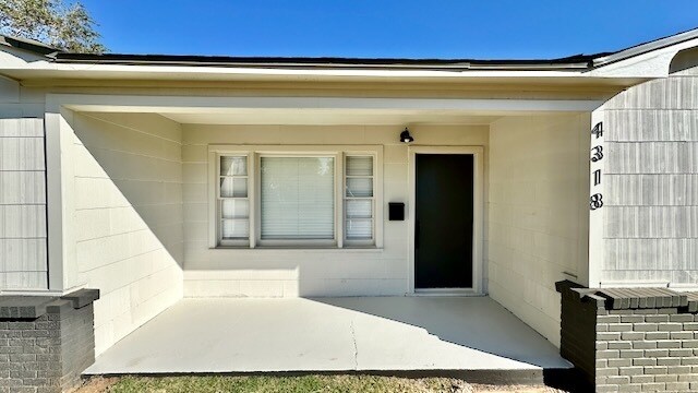 Photo - 4318 31st St