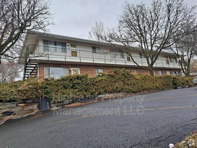 Building Photo - 1320 NW Hall Dr Unit #6 Rental