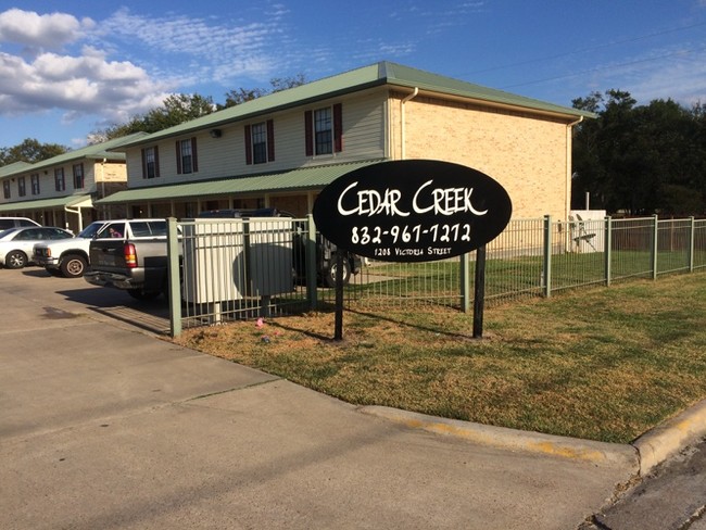 Cedar Creek Apartments - Cedar Creek Apartments