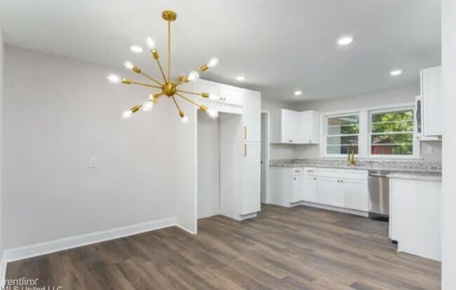 Photo - 4 br, 2 bath House - 408 Blank Street