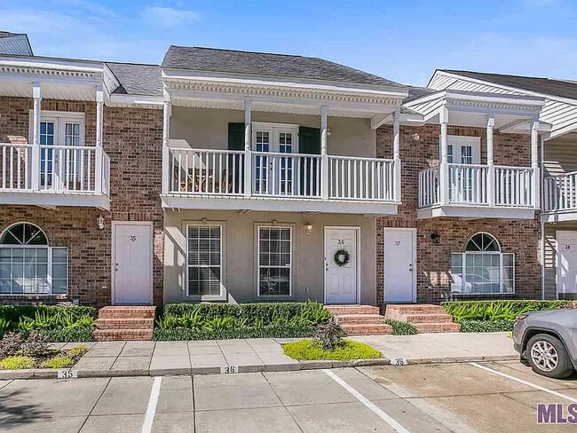 Building Photo - 2210 Christian St