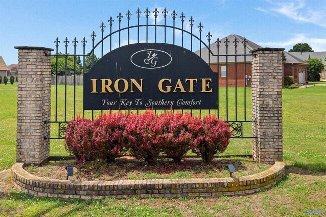 25850 Iron Gate Dr