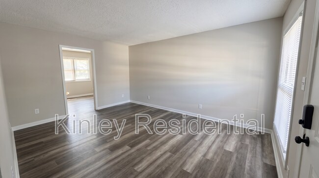 Photo - 613 Key St Unit 7