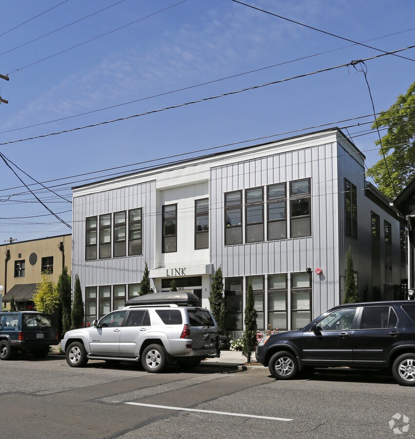 Photo - Link Apartments