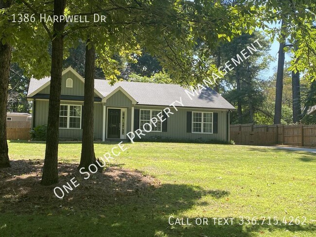 Photo - 1386 Harpwell Dr NW House