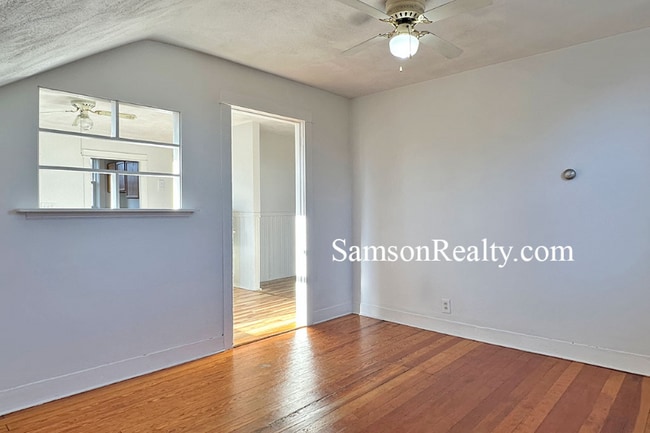 Photo - 12 Ostend St Unit 2