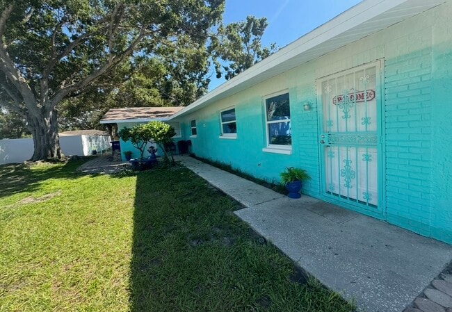 Building Photo - 3004 Oaklawn Ave Rental