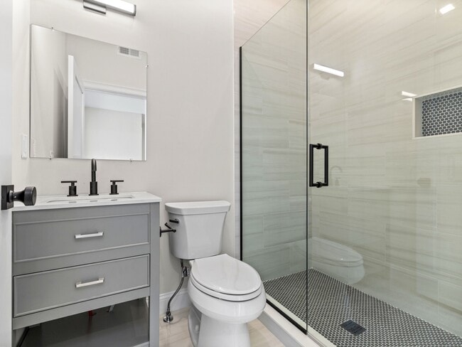 Photo - 48 Woodward St Unidad 3