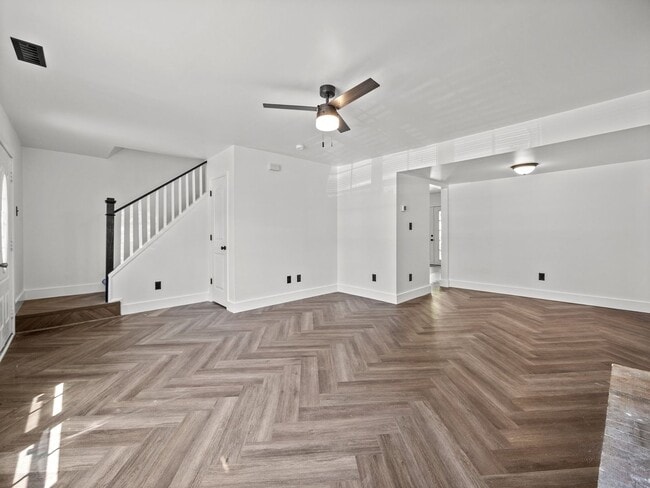 Photo - 635 Myrtlewood Cir