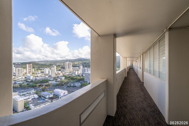 Photo - 2 Bd/2 Ba/1 Parking Condo in Banyan Tree Plaza, Honolulu