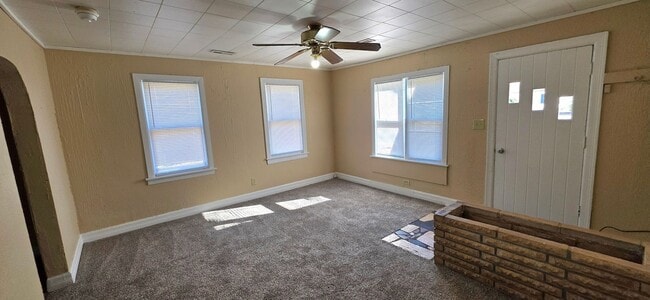 Photo - Updated!  2 Bedroom 1 Bath home! $895!