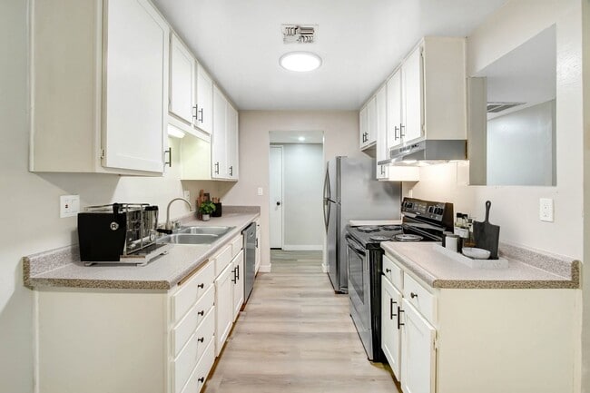 La Scala Apartments