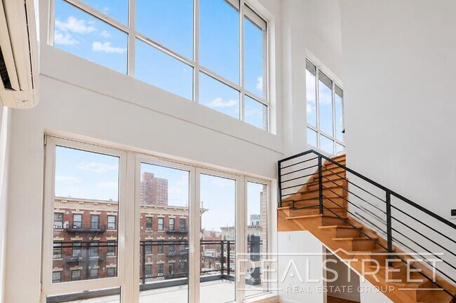 Photo - Sun-Filled Penthouse Duplex with Massive Private Terrace & Bonus Storage Room Unidad 4D