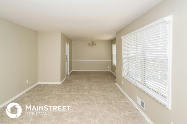 Photo - 1525 Pine Tree Dr