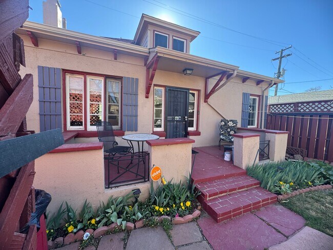 Photo - 352 S Pennsylvania St