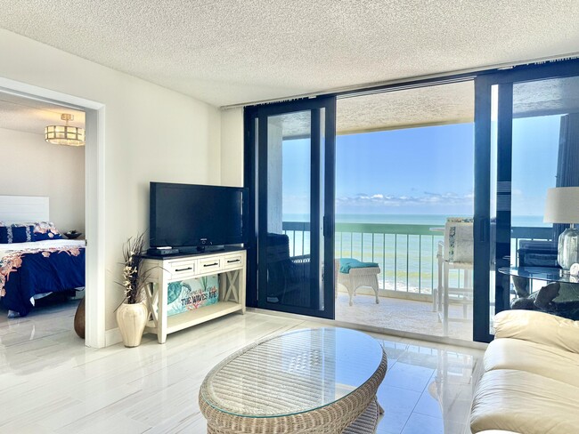 Building Photo - 9940 S Ocean Dr Unit 904