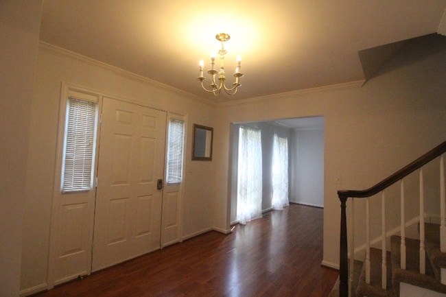 Photo - 17 Beauvoir Ct