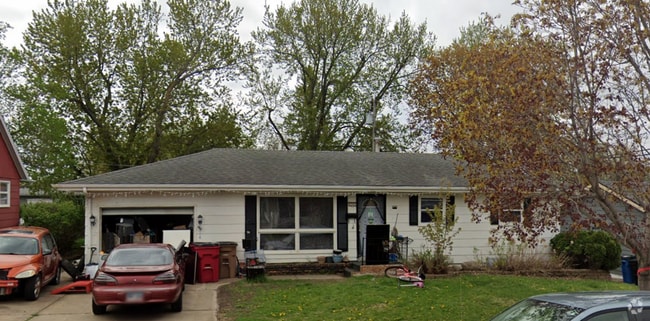 Building Photo - Coming Soon! Rental