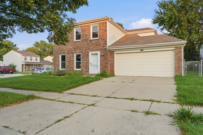 Photo - 5039 Chambers Dr