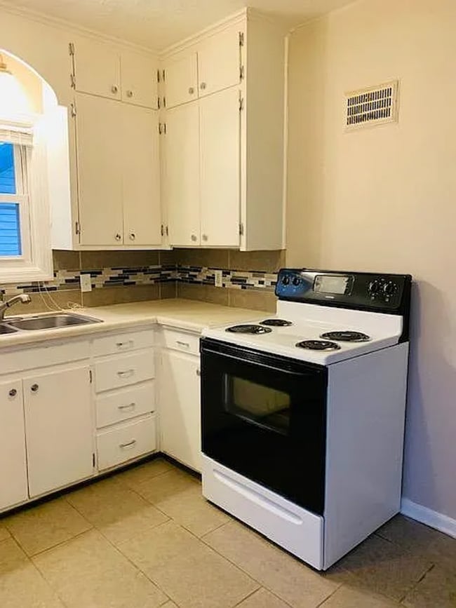 Photo - 3508 N 47th Ave