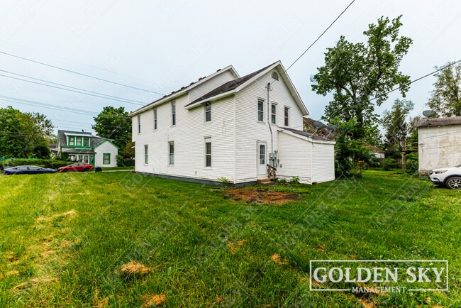 Building Photo - 717 N Mulberry St Unit 2