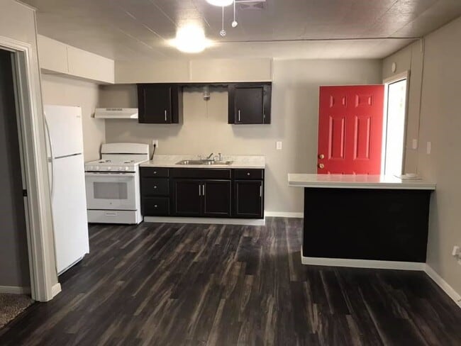 Photo - 1020 N Main St Unit 10