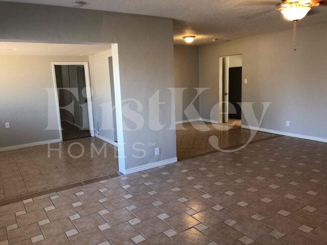 Photo - 1634 W Indian School Rd