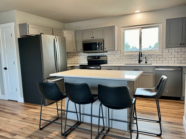 Photo - 4512 Pierce Ave