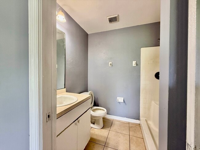 Photo - 4802 Golfview Blvd