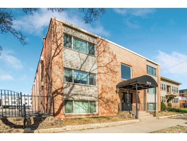 Building Photo - 3018 Aldrich Ave S Rental