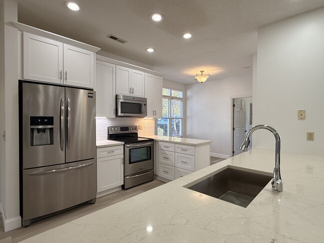 Photo - 1216 Clipper Rd