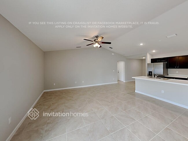 Photo - 1048 SW Benchor Ave