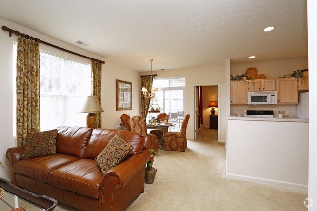 2BR - Living Room - Castle Ridge Apartments