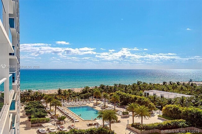 Building Photo - 2301 Collins Ave Unit 843