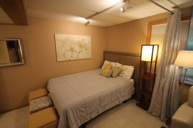 Photo - 289 Lionel Ln Unit 1