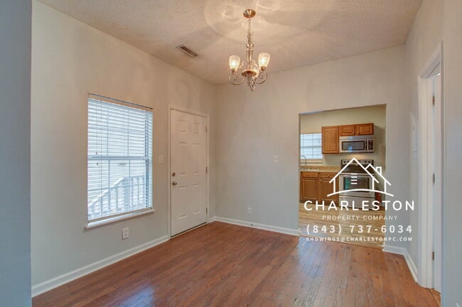 Photo - 51 Aiken St