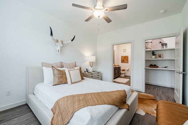 11126384-HDR - Haven Apartments