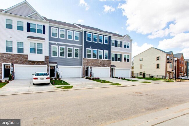 Photo - 3117 Laurel Hl Rd