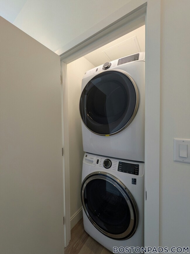 Photo - 1079 Commonwealth Ave Unit 249