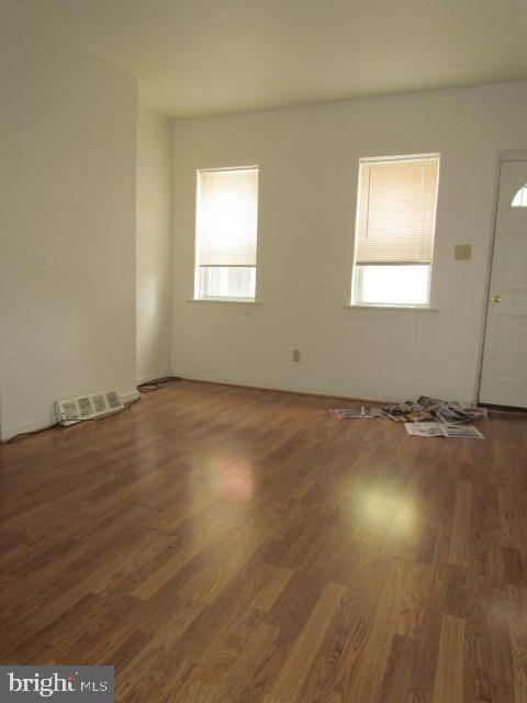 Building Photo - 522 N Douglas St Rental