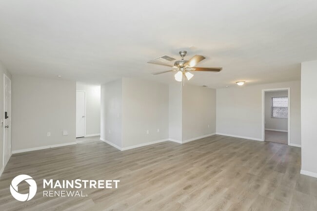 Photo - 6022 Halifax Dr