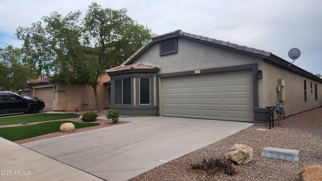 Photo - 42539 W Hillman Dr House