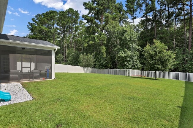 Photo - Spacious 4 bedroom 3 bath home with loft