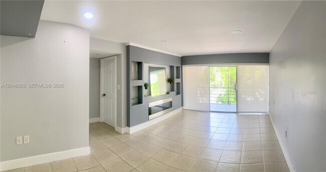 Building Photo - 4255 N University Dr Unit 304