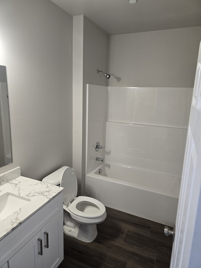 Photo - 2519 Hennessy Dr