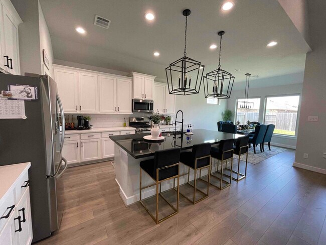 Photo - 2607 Bayrose Dr